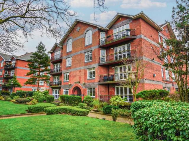 2 bedroom flat for sale