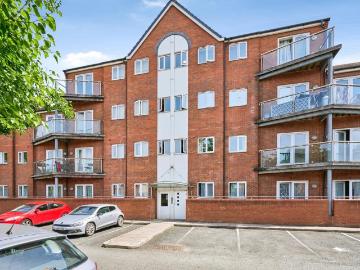 2 bedroom flat for sale