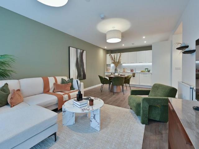 2 bedroom flat for sale