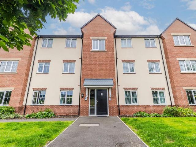 2 bedroom flat for sale
