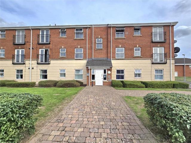 2 bedroom flat for sale
