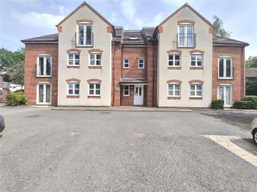 2 bedroom flat for sale