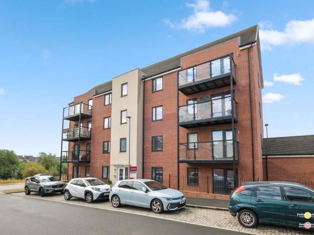 2 bedroom flat for sale