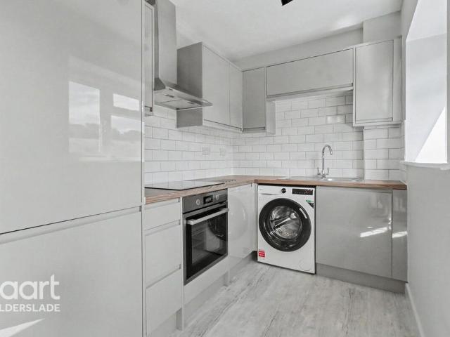 2 bedroom flat for sale