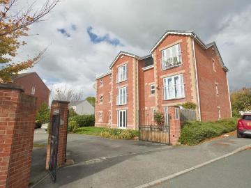 2 bedroom flat for sale