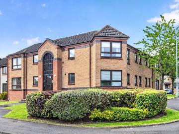 2 bedroom flat for sale