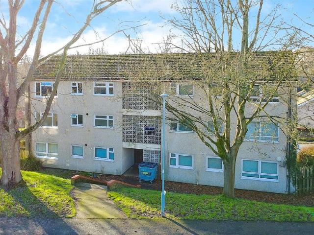 2 bedroom flat for sale