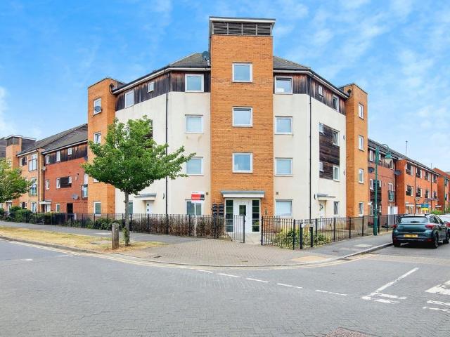 2 bedroom flat for sale