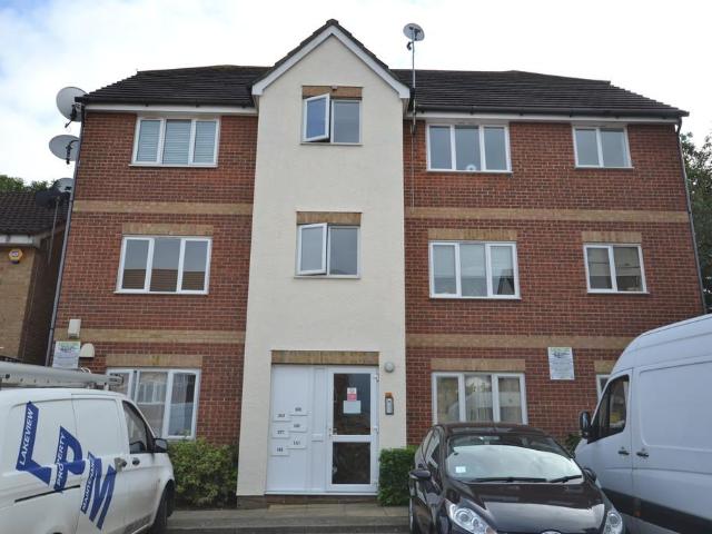 2 bedroom flat for sale