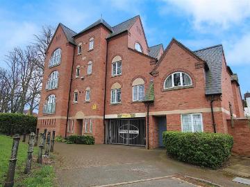 2 bedroom flat for sale