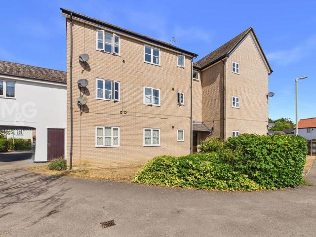 2 bedroom flat for sale