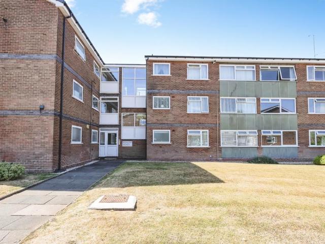 2 bedroom flat for sale