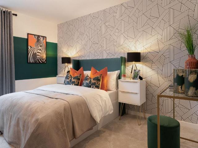 2 bedroom flat for sale