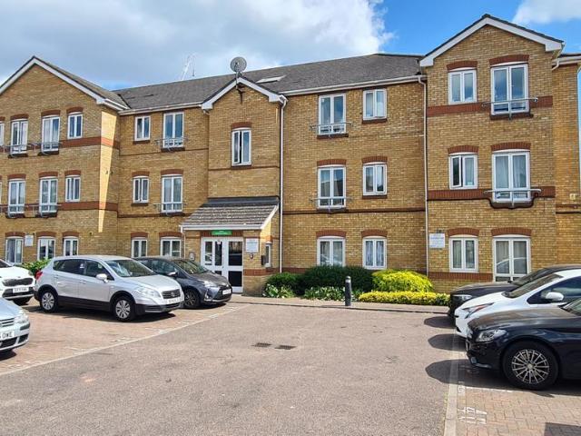 2 bedroom flat for sale