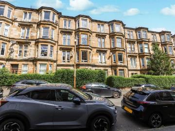 2 bedroom flat for sale