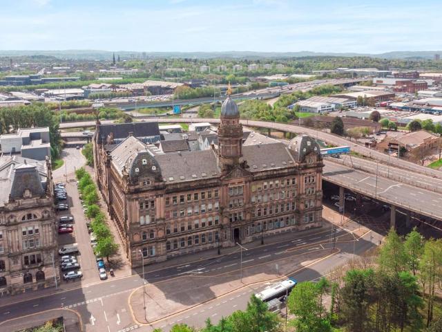 2 bedroom flat for sale
