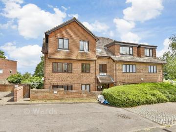 2 bedroom flat for sale