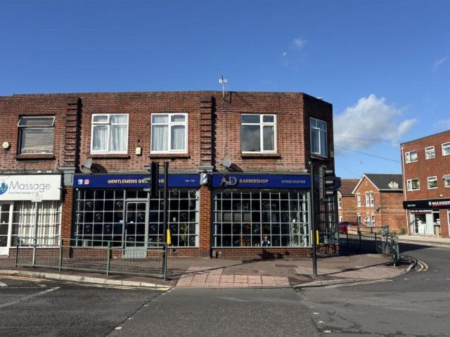 2 bedroom flat for sale