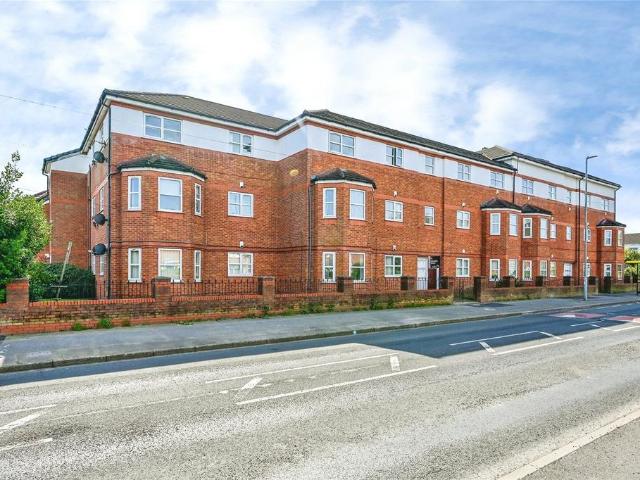 2 bedroom flat for sale