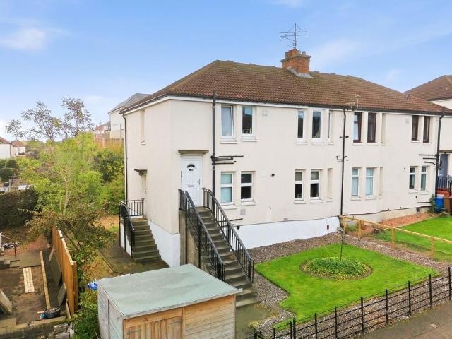2 bedroom flat for sale