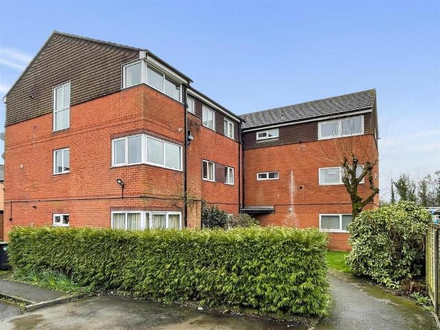 2 bedroom flat for sale
