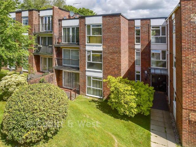 2 bedroom flat for sale