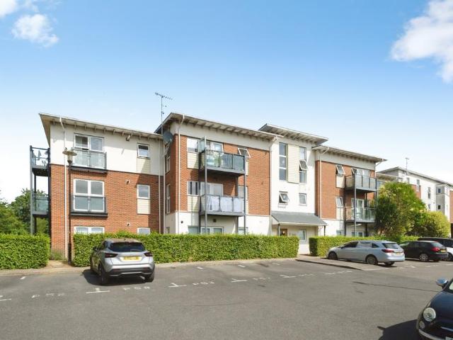 2 bedroom flat for sale