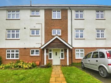 2 bedroom flat for sale