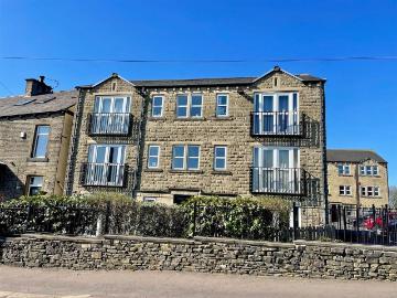 2 bedroom flat for sale