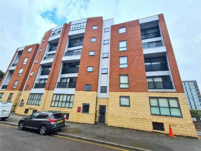 2 bedroom flat for sale