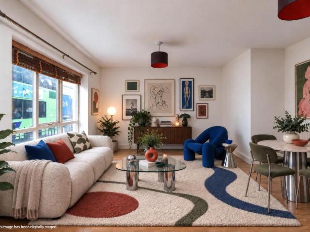 2 bedroom flat for sale