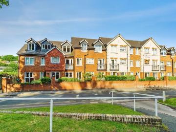 2 bedroom flat for sale