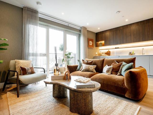 2 bedroom flat for sale