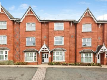 2 bedroom flat for sale
