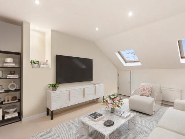 2 bedroom flat for sale