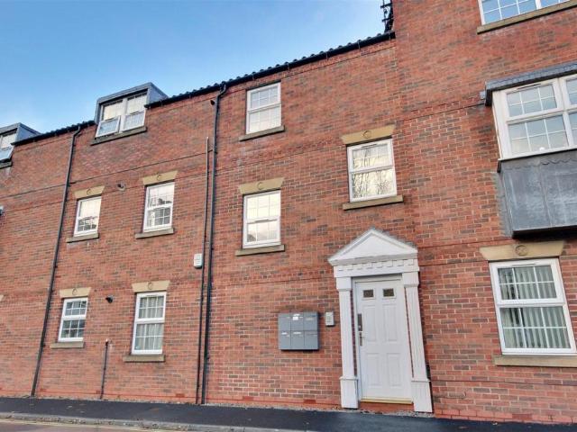 2 bedroom flat for sale