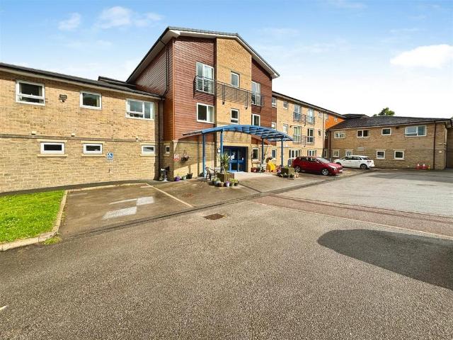 2 bedroom flat for sale