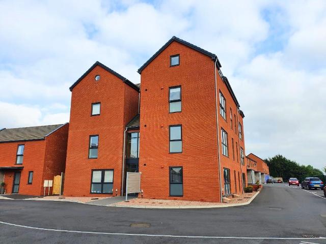 2 bedroom flat for sale