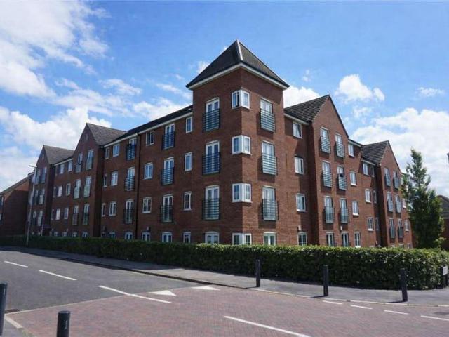 2 bedroom flat for sale
