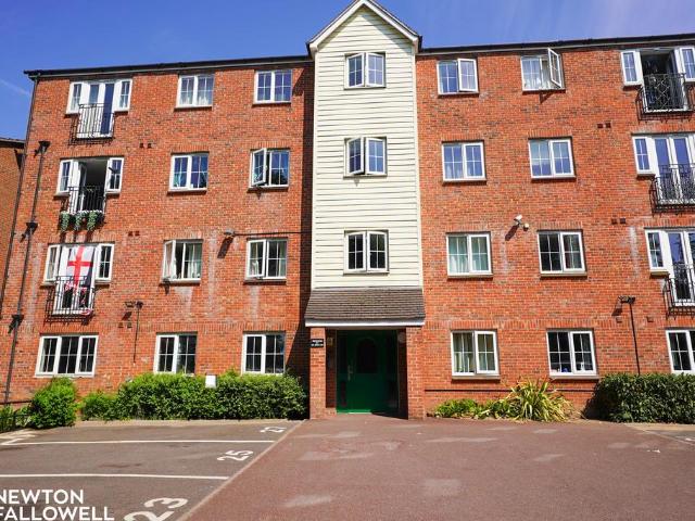 2 bedroom flat for sale