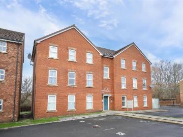 2 bedroom flat for sale