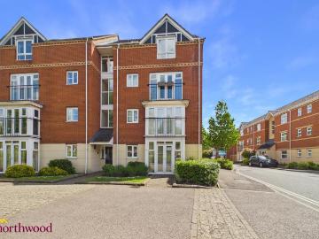 2 bedroom flat for sale
