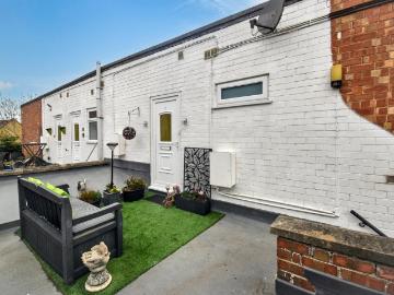 East Lindsey, East of England - Equipped kitchen