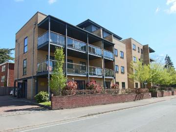2 bedroom flat for sale