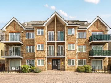 2 bedroom flat for sale