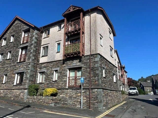 2 bedroom flat for sale