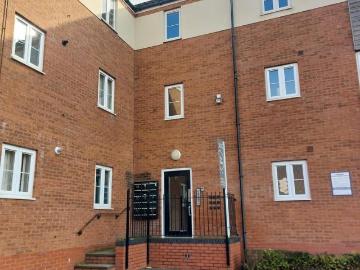 2 bedroom flat for sale