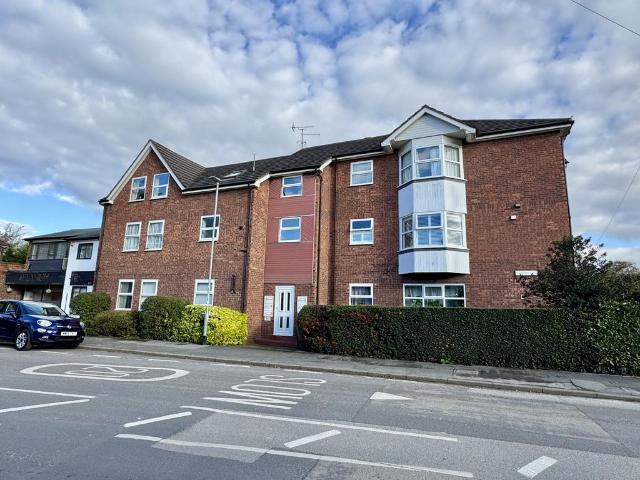 2 bedroom flat for sale