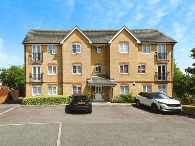 2 bedroom flat for sale