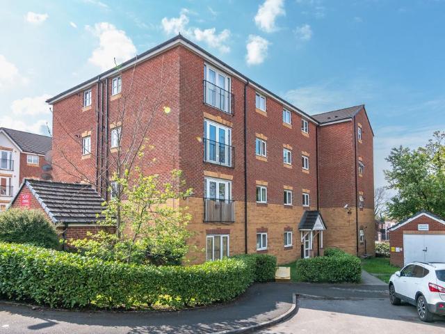 2 bedroom flat for sale